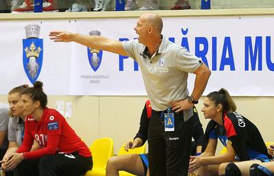 Pe mâna cui e CSM București? Moment uluitor cu Tomas Ryde la primul meci în campionat: pare depășit complet de evenimente!