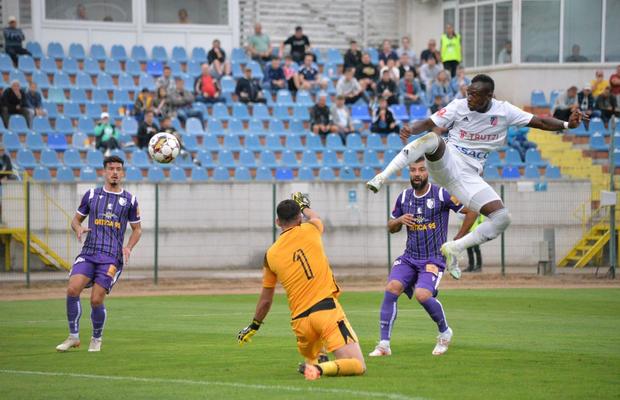 Remiză de play-out » FC Botoșani și FC Argeș termină la egalitate după un joc slab. Clasamentul ACUM
