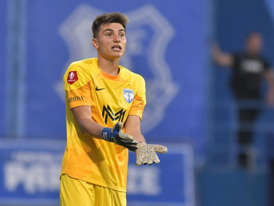 Mihai Popa e în continuare eligibil regulii U21 Semnal de alarmă pentru una dintre „perlele” Ligii 1 » E criticat și de antrenor: „A greșit la două goluri”