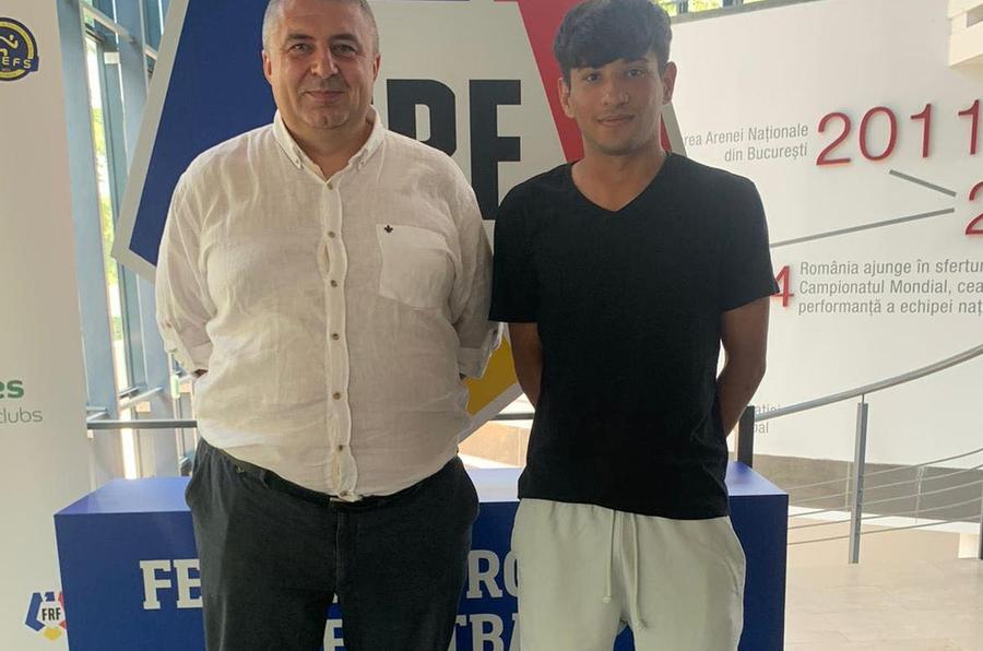 Cristian Pilan, director Sportiv Pecica, alături de Dan Răchită Gigi Becali nu se dezminte » FCSB a mai transferat un mijlocaș de perspectivă