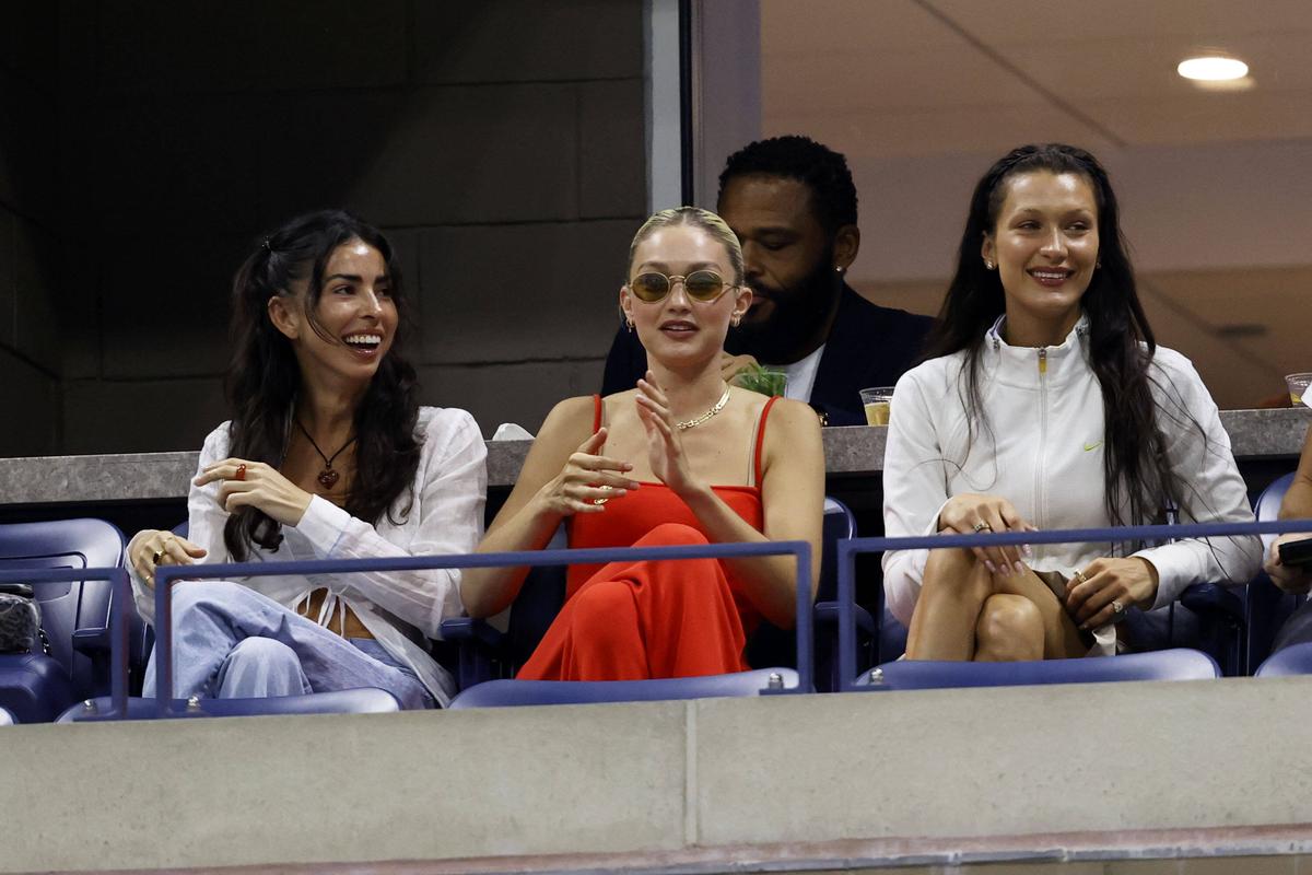 Celebritățile s-au îmbulzit ca s-o vadă pe Serena Williams la US Open » Cine a răpit toate privirile