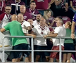 Șocant: bătaie ca în filme cu 20 de minute înainte de Rapid - Dinamo. Săpunaru a urcat pe gard!