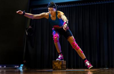 Cyborg Cristina Neagu! Experiment tehnologic incredibil realizat de Red Bull: „Aruncarea ei este de neoprit!” + Cifre-șoc: câți pași face pe secundă!