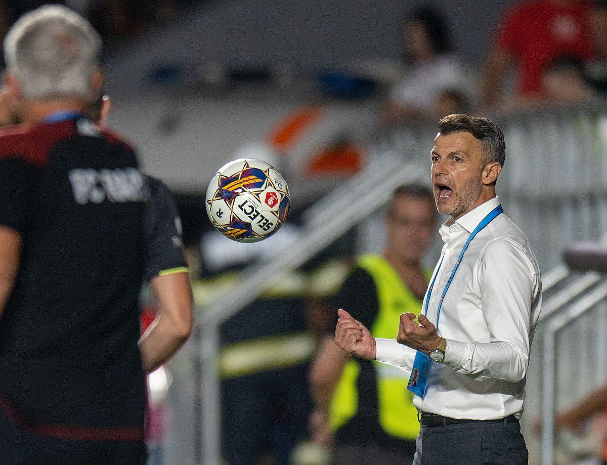 S-au autoevacuat și de pe teren » Dinamo, umilită de Rapid în Giulești! Clasamentul ACUM