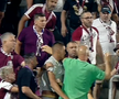 Șocant: bătaie ca în filme cu 20 de minute înainte de Rapid - Dinamo. Săpunaru a urcat pe gard!