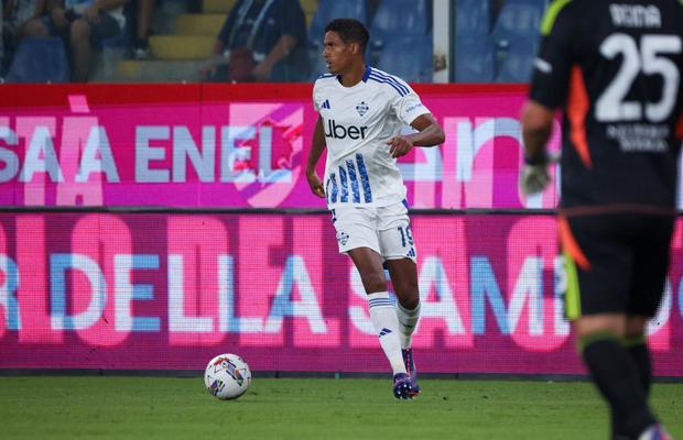 Coșmarul lui Varane continuă. Carieră în mare pericol!