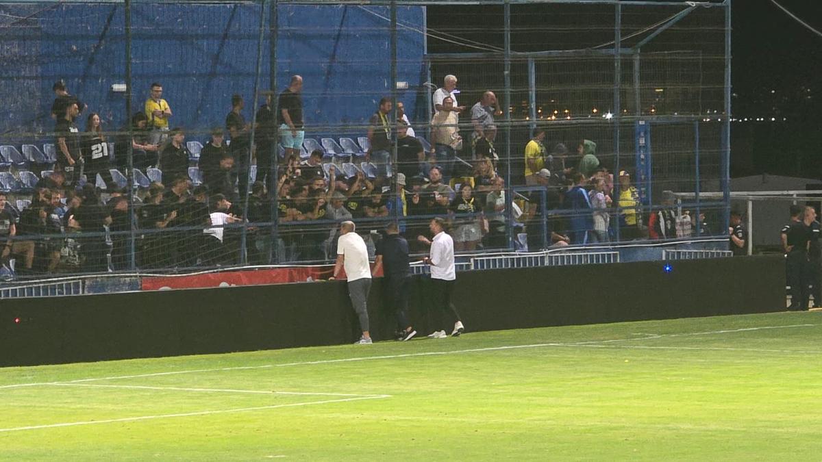 Petrolul, băgată în ședință de suporteri după meciul cu Farul