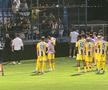 Petrolul, băgată în ședință de suporteri după meciul cu Farul