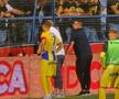 Petrolul, băgată în ședință de suporteri după meciul cu Farul