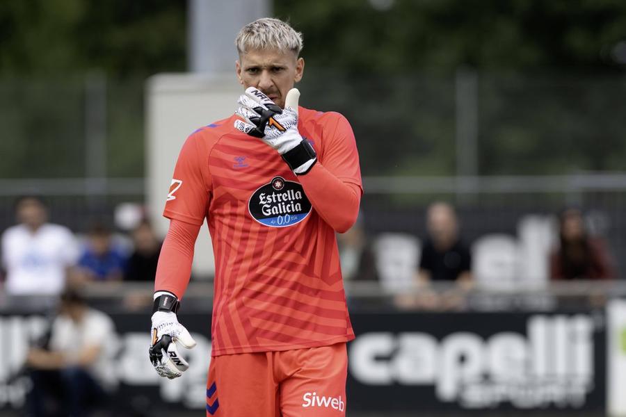 Ionuț Radu a primit cinci goluri în primele patru partide în care a apărat la Celta Vigo / Foto: Imago Ionuț Radu, lăudat de spanioli: „Am dominat meciul de la un capăt la celălalt. Mă adaptez la un stil foarte nou”