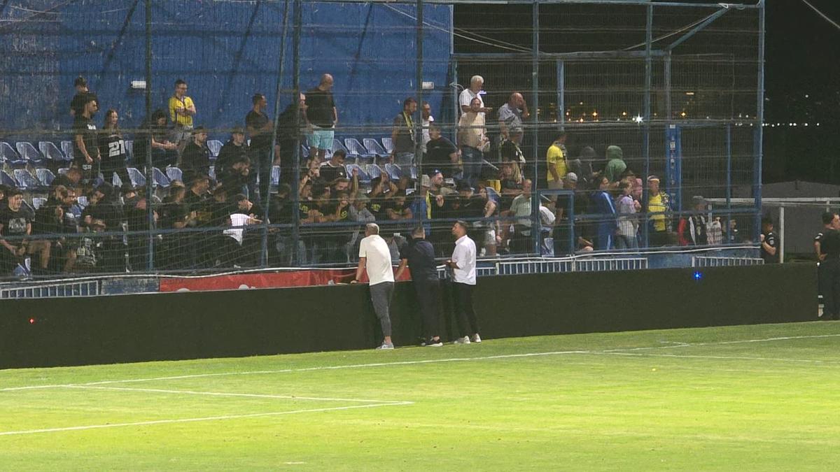 Petrolul, băgată în ședință de suporteri după meciul cu Farul