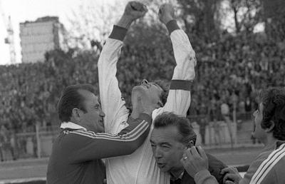 Dudu Georgescu #75 » Legenda lui Dinamo, la ceas aniversar. Povestea unei cariere de excepție și drama trăită în România: „Am plâns cât n-am făcut-o toată viaţa!”