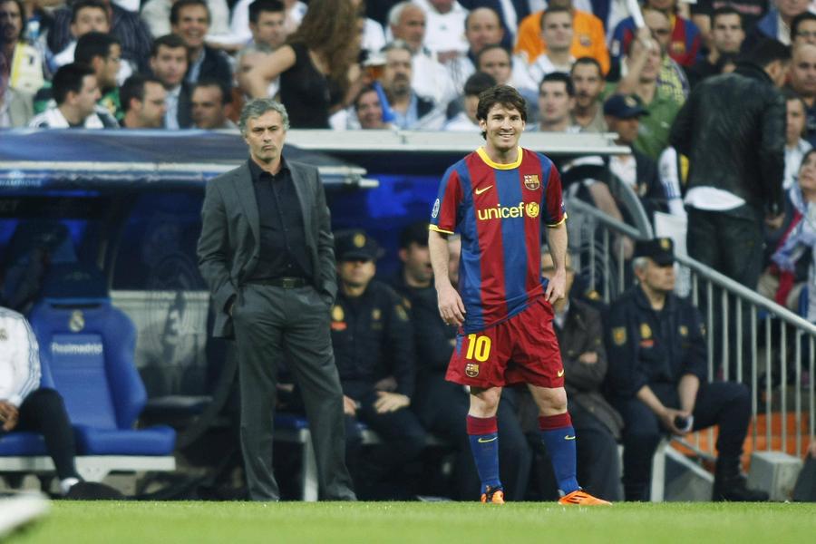 Jose Mourinho și Lionel Messi // foto: imago images „Nu vor fi la fel” » Mourinho, mesaj emoționant după retragerea lui Messi de la națională
