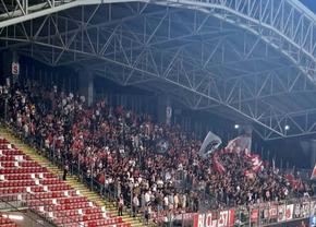 Dinamo, comunicat oficial cu privire la incidentele de la Arad: „Ne delimităm de orice manifestare violentă”