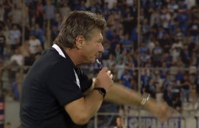 Walter Mazzarri a oferit imaginile anului în Grecia: a „pufăit” din țigară în timpul meciului!