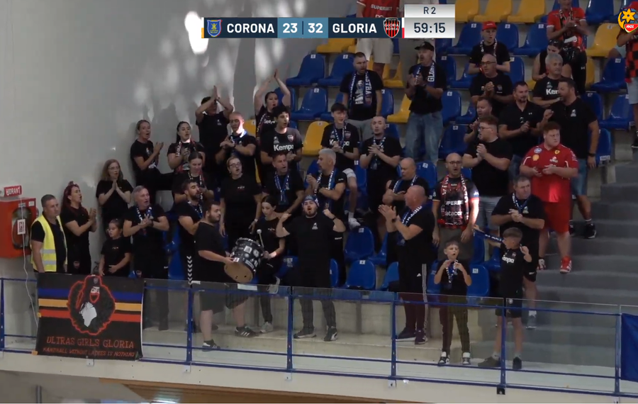 Corona Brașov - Gloria Bistrița, derby fără istoric în „Liga Florilor”: victorie la 9 goluri