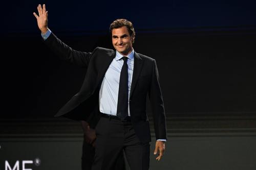 Roger Federer intrând din nou pe Arena Arthur Ashe FOTO Imago Images