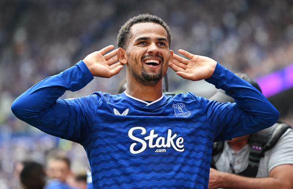 Manchester City încearcă să-l deturneze în ultimele ore de mercato!
