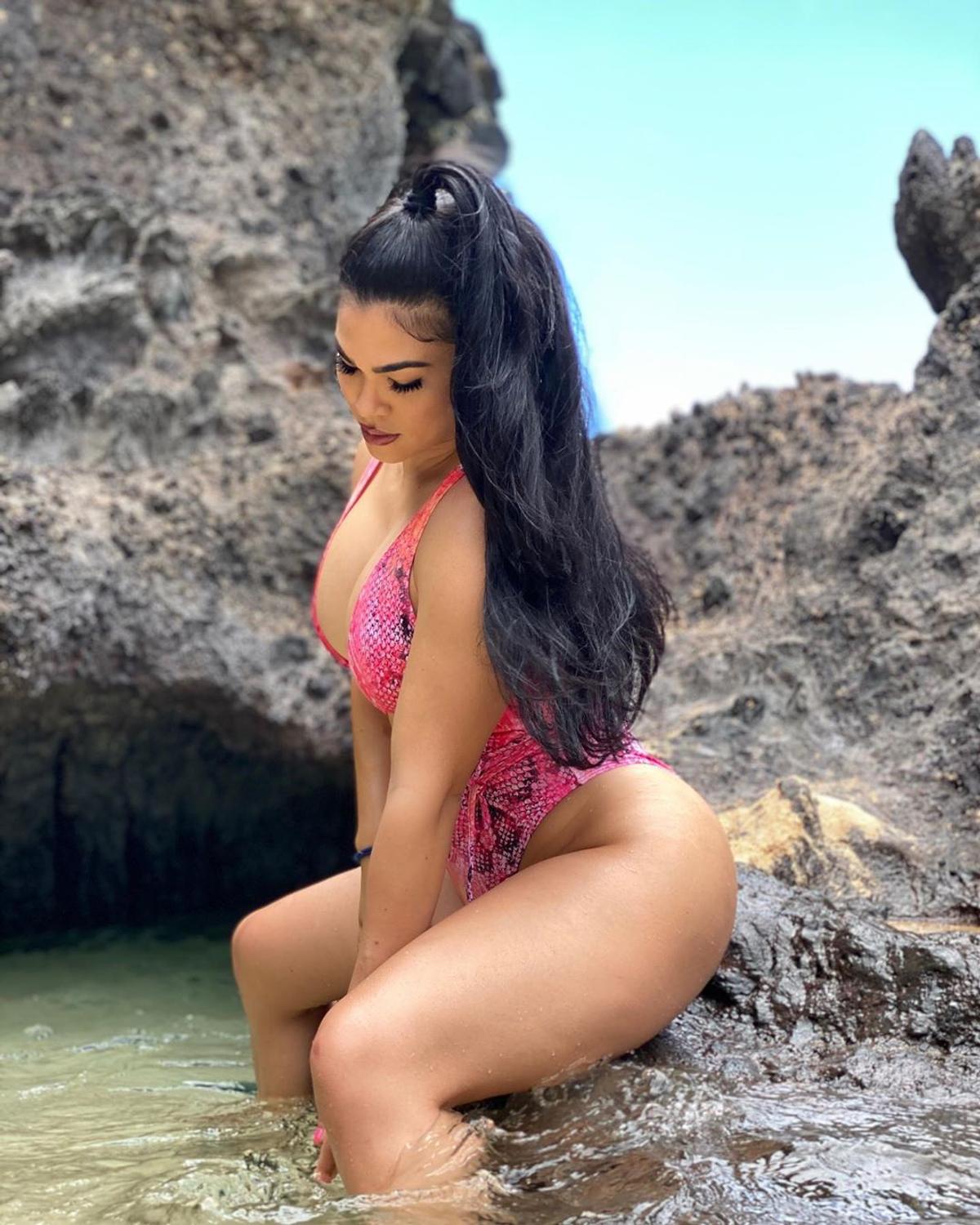 FOTO Rachael Ostovich