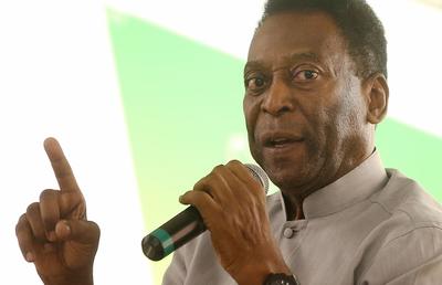 Pelé va fi nevoit să facă chimioterapie, după ce a fost externat