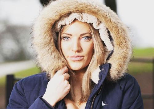 Elise Christie, o patinatoare olimpică din echipa Marii Britanii, foto: Instagram