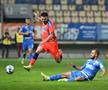 Toți ochii pe el la Chindia - FCSB » Vasile Miriuță a dezvăluit interesul maghiarilor: „Cred că poate să joace acolo!”