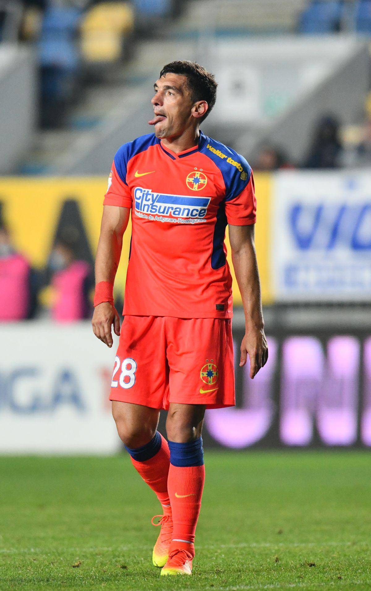 Toți ochii pe el la Chindia - FCSB » Vasile Miriuță a dezvăluit interesul maghiarilor: „Cred că poate să joace acolo!”