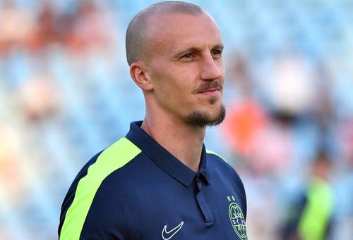 Antrenorul celor de la FCSB, Elias Charalambous, (42 de ani), a anunțat că Vlad Chiricheș (33 de ani), experimentatul stoper al vicecampioanei, va începe de săptămâna viitoare alergările, în urma rupturii musculare suferite în meciul de la Arad, cu UTA