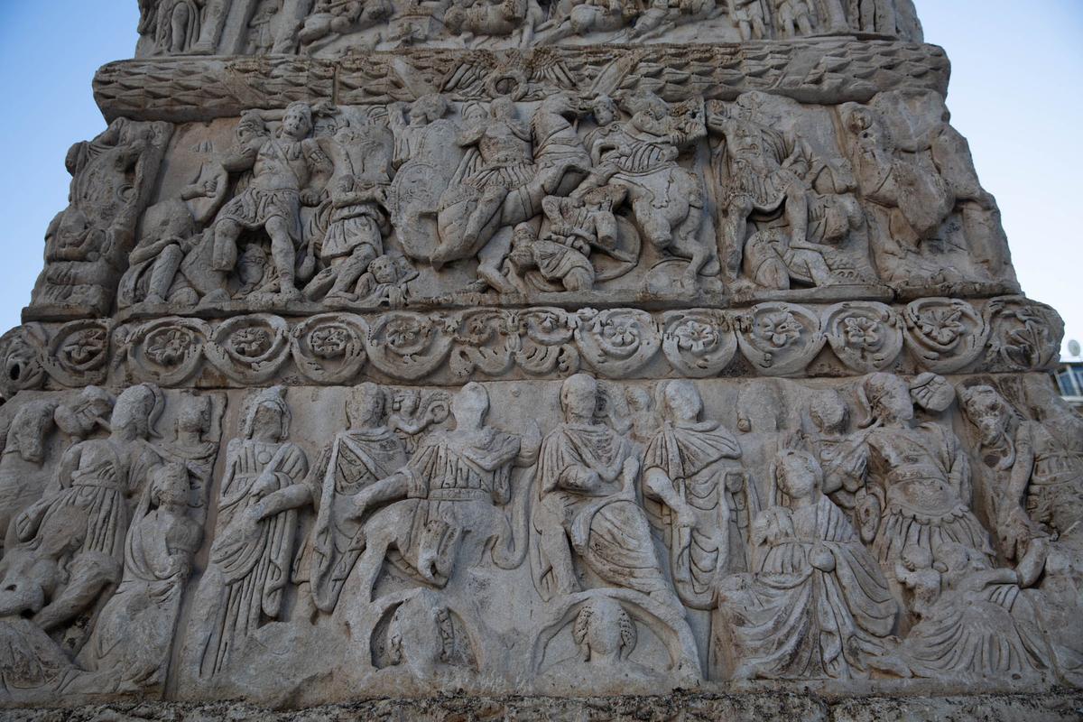 7 lucruri mai puțin ştiute despre Salonic, oraşul neîngrijit cu o istorie fantastică: biserici, bordeluri romane și priveliști uimitoare