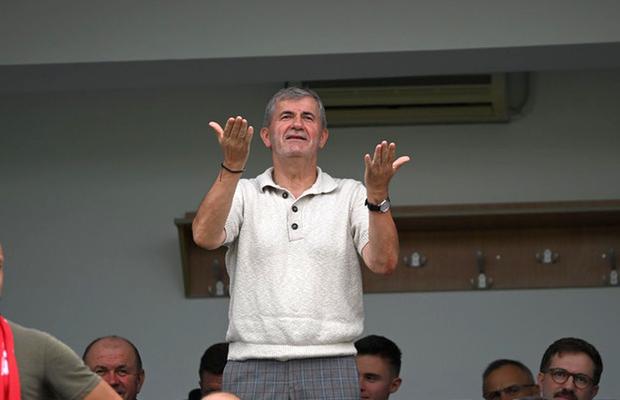 Valeriu Iftime l-a jignit, după ce a primit interdicție la transferuri: „Dobitocul ăla n-a citit mailul”