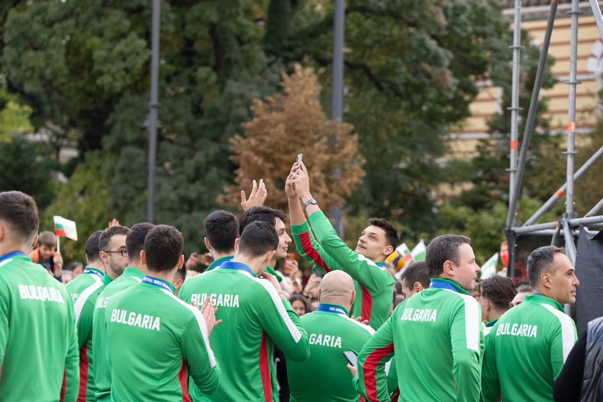 Voleibaliștii bulgari, primiți ca niște eroi după medalia de argint de la Campionatul Mondial