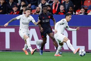 Dennis Man, titular în premieră în Champions League » Cum s-a descurcat în Leverkusen - PSV