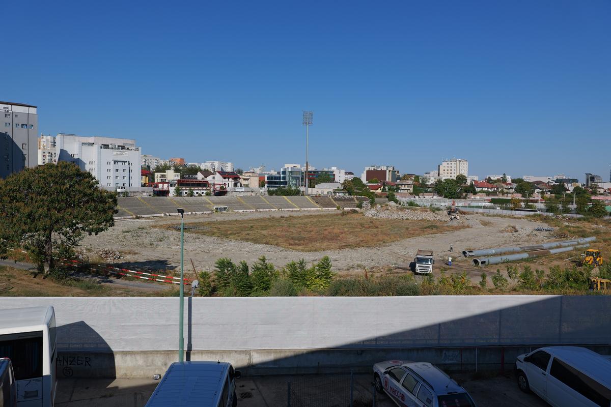 Excavatoarele au revenit în Ștefan cel Mare! S-au reluat lucrările la Stadionul Dinamo: toate imaginile » Când va fi gata noua arenă