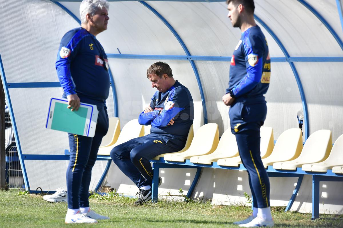 Cum a fost surprins Gheorghe Hagi la antrenamentul oficial înainte de Polonia - România