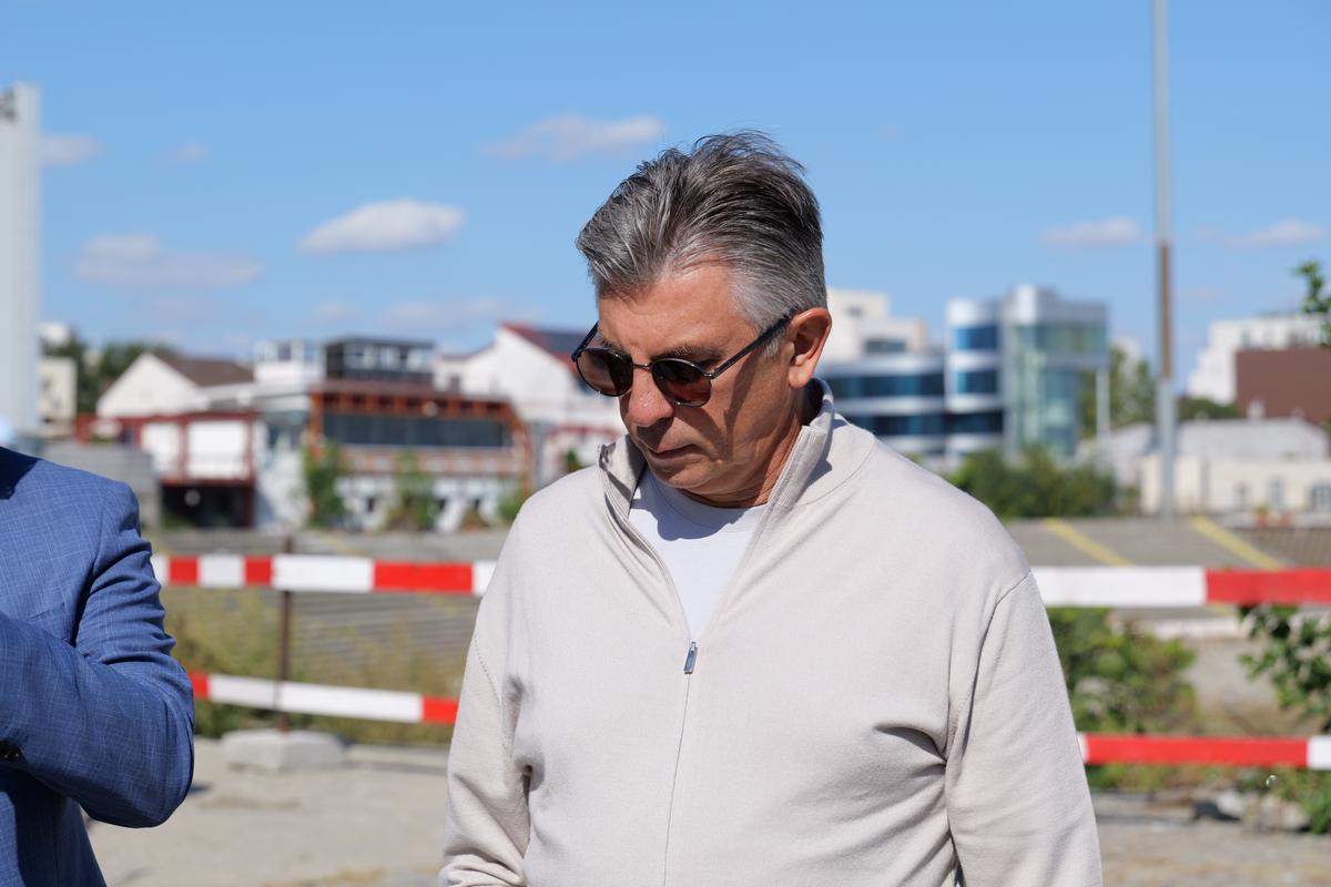 S-au reluat lucrările la Stadionul Dinamo, 01.10.2026 (2)