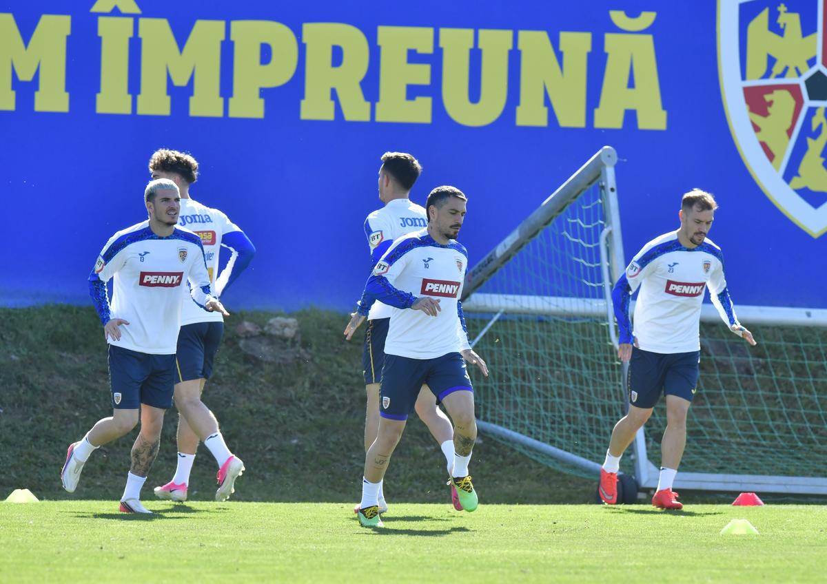 Cum a fost surprins Gheorghe Hagi la antrenamentul oficial înainte de Polonia - România