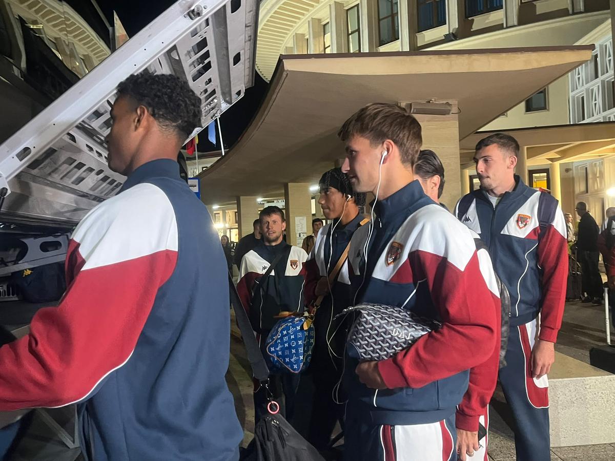 Sosire Genoa la București, amical Rapid