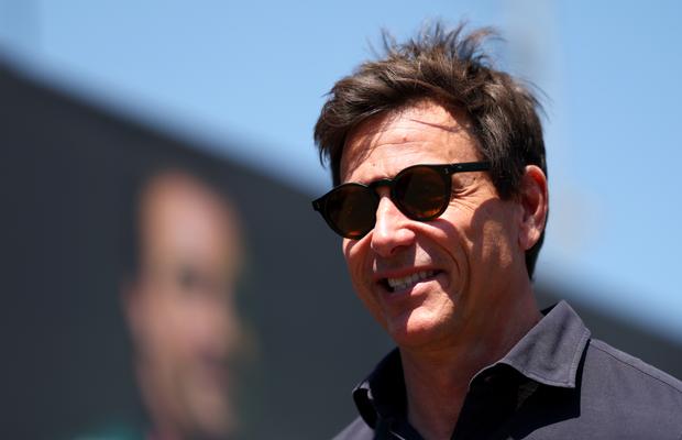 Mercedes nu se joacă! Domină F1, dar vine cu un pachet major de îmbunătățiri