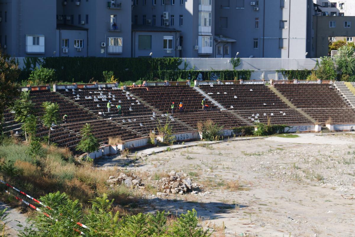 Excavatoarele au revenit în Ștefan cel Mare! S-au reluat lucrările la Stadionul Dinamo: toate imaginile » Când va fi gata noua arenă