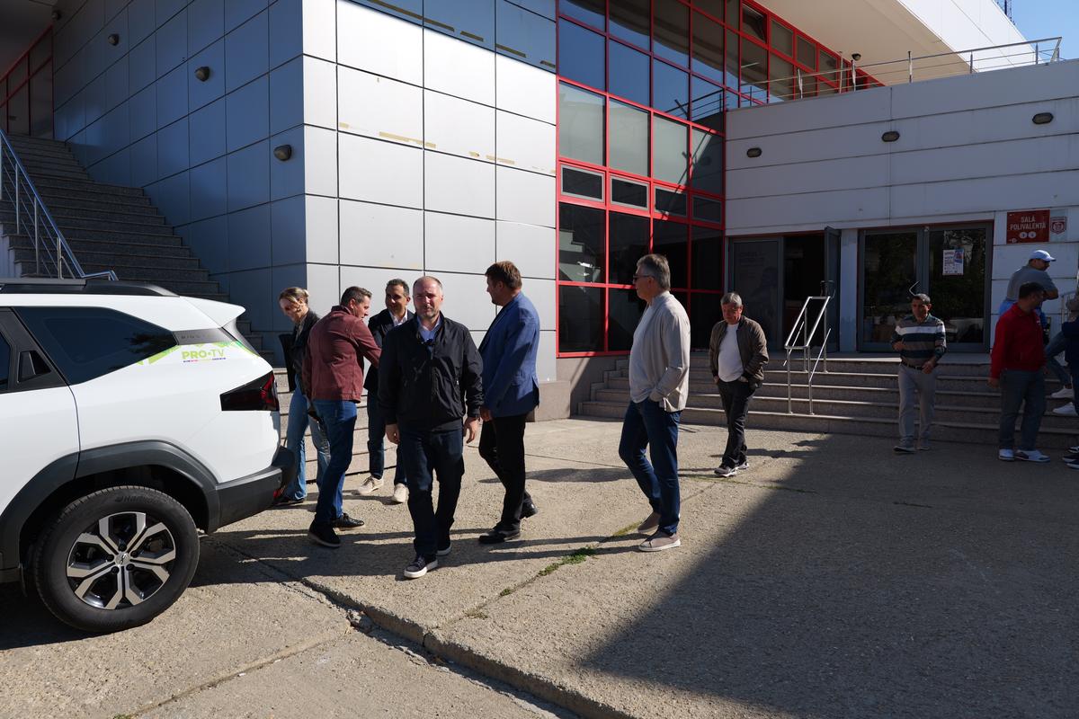 S-au reluat lucrările la Stadionul Dinamo, 01.10.2026 (2)