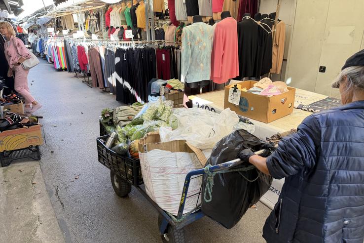 Imagini din cartierul vietnamez din Varșovia FOTO: Ionuț Iordache (GSP)