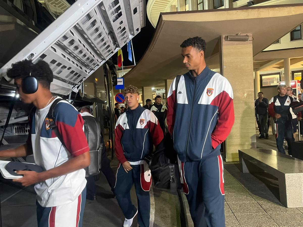 Sosire Genoa la București, amical Rapid