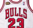 Maioul lui Michael Jordan din meciul 3 al finalei din 1998, vândut pe 12,6 milioane de dolari/Foto: joopiter.com