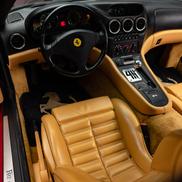 Un Ferrari deținut de Jordan din 1997 până în 2002 a fost vândut pe 2,7 milioane de dolari/Foto: joopiter.com