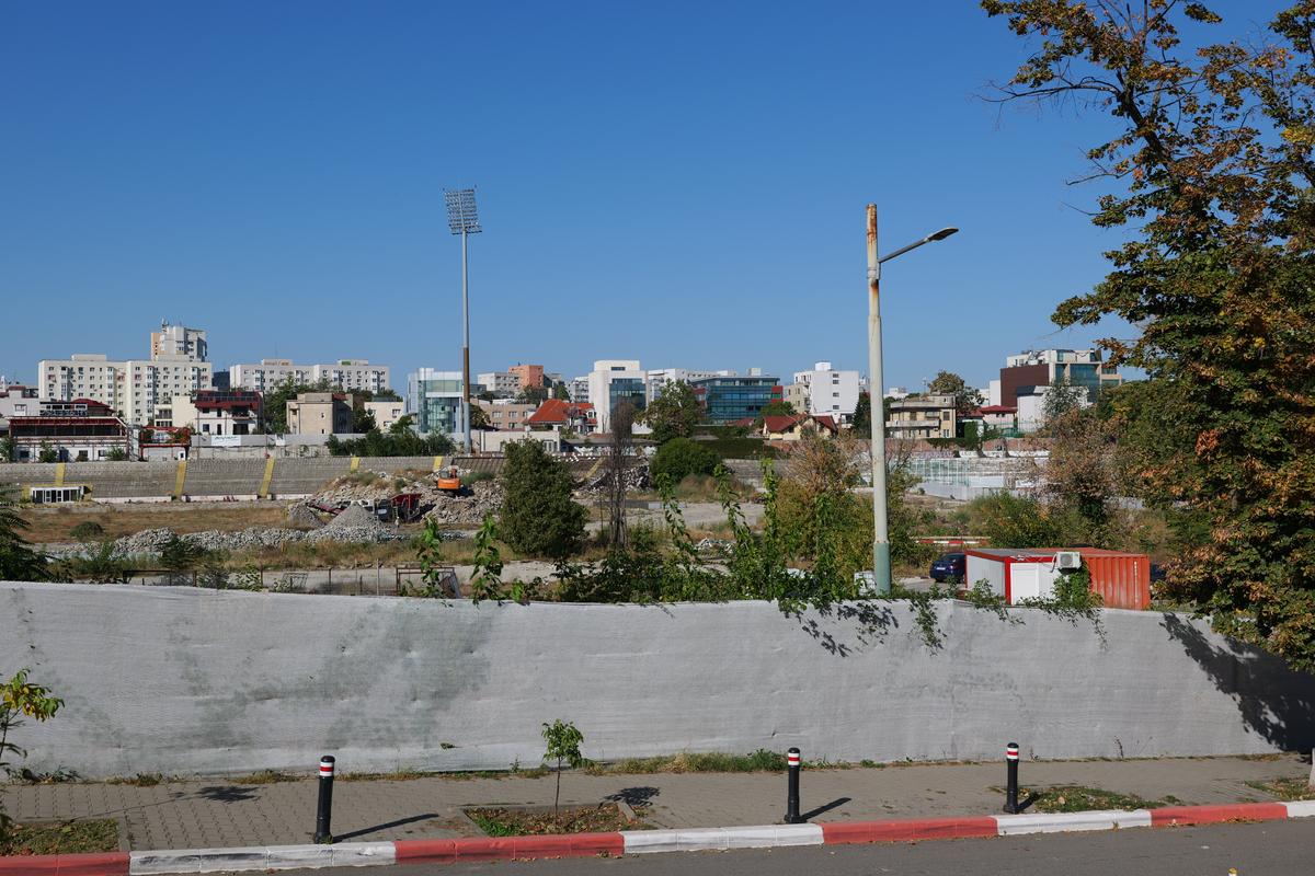 Excavatoarele au revenit în Ștefan cel Mare! S-au reluat lucrările la Stadionul Dinamo: toate imaginile » Când va fi gata noua arenă