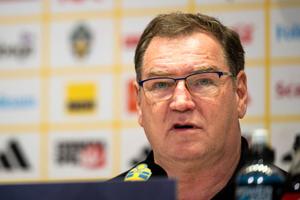 Jan Urban, selecționerul Poloniei, ignoră marele pericol înaintea meciului cu România: „Dacă te gândești doar la asta...”