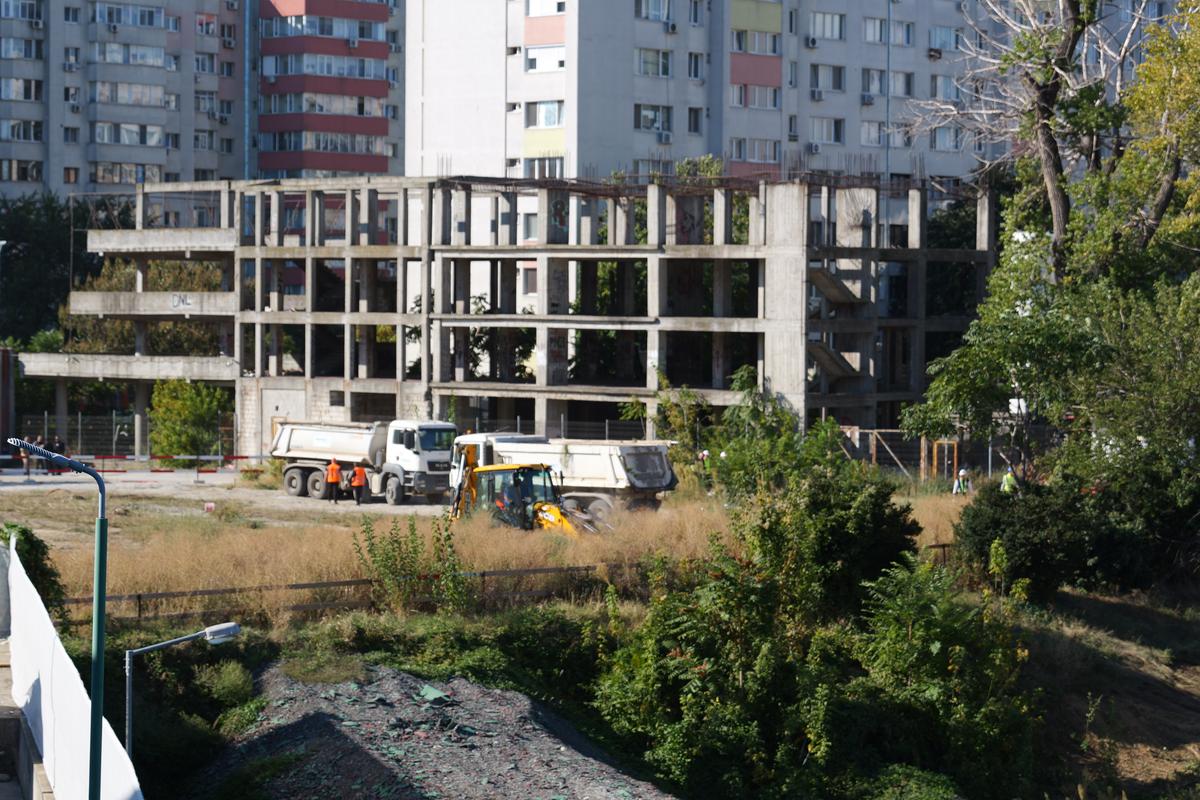 Excavatoarele au revenit în Ștefan cel Mare! S-au reluat lucrările la Stadionul Dinamo: toate imaginile » Când va fi gata noua arenă