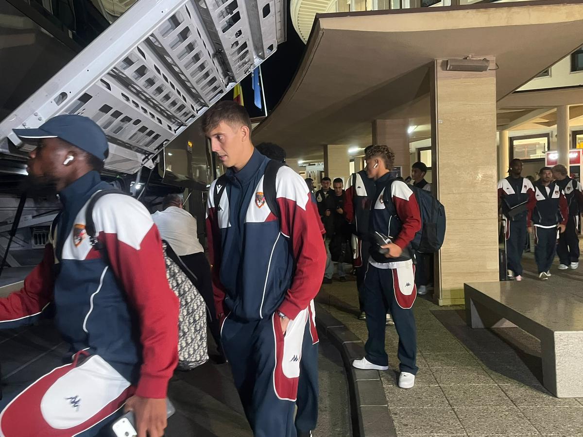 Sosire Genoa la București, amical Rapid