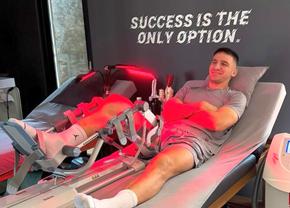 Fotbalistul operat de la Rapid a început recuperarea