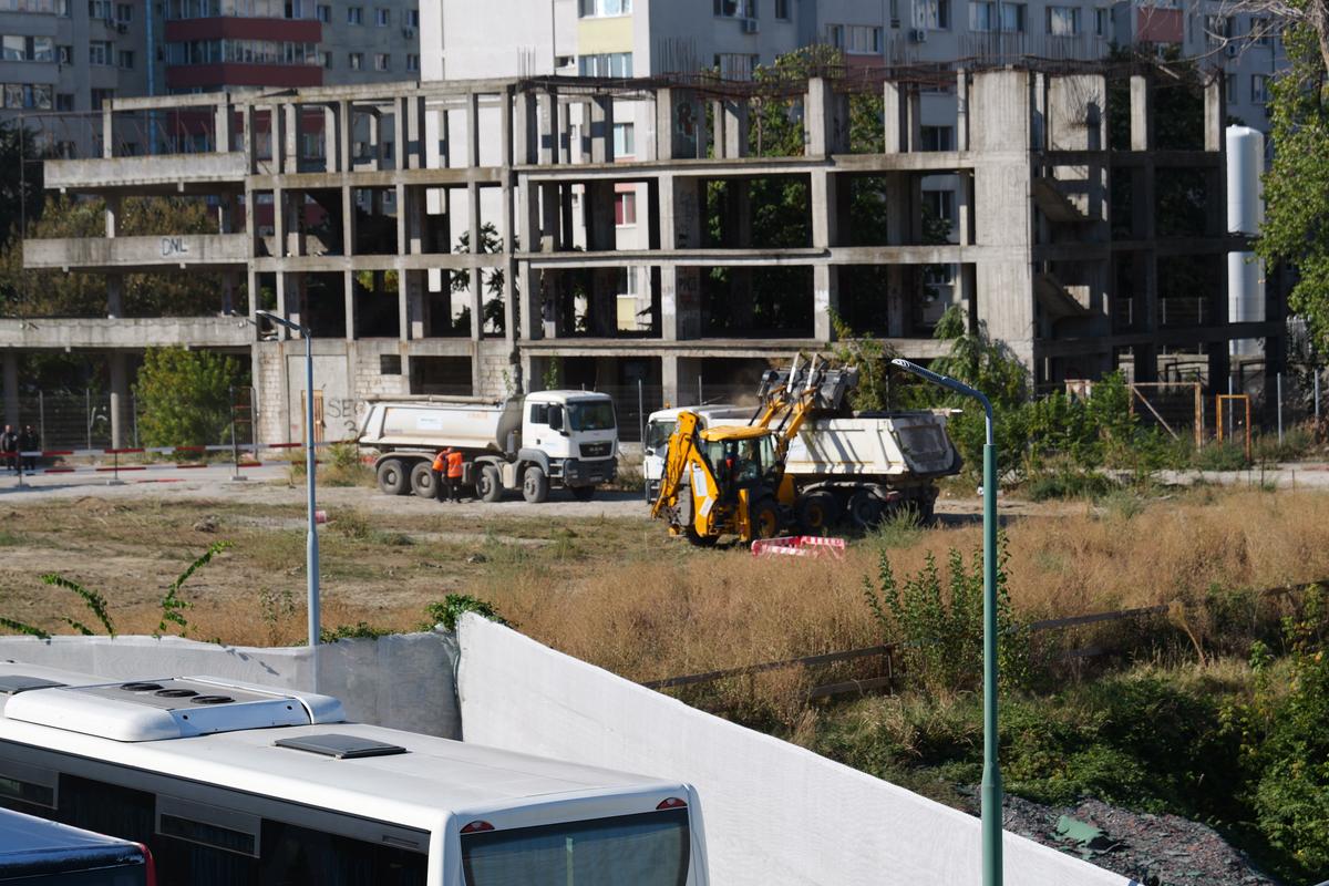 Excavatoarele au revenit în Ștefan cel Mare! S-au reluat lucrările la Stadionul Dinamo: toate imaginile » Când va fi gata noua arenă